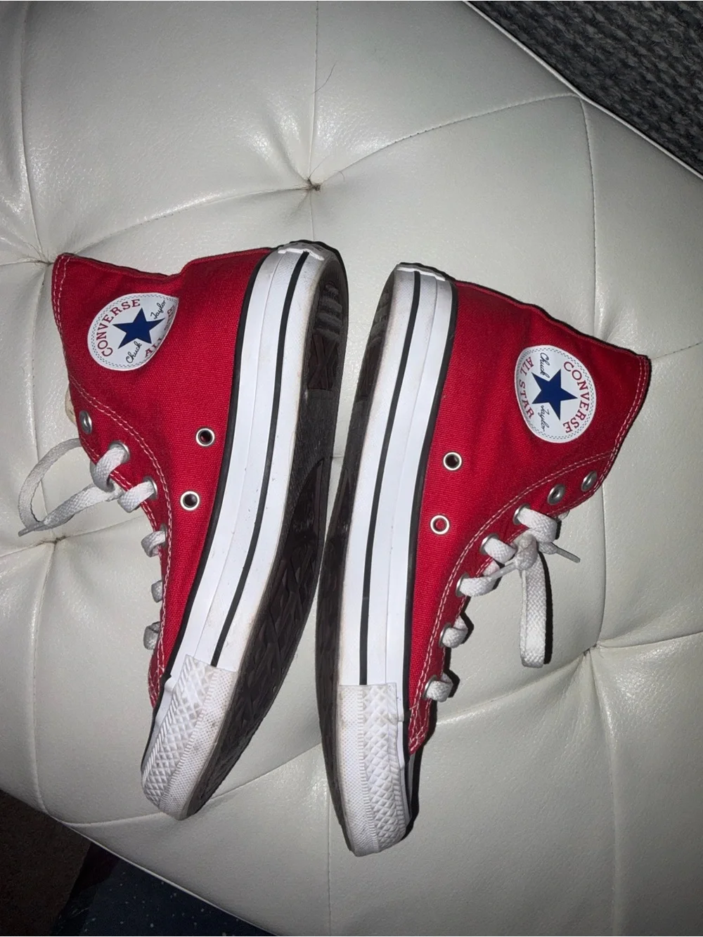 Women’s High Top Converse size 7